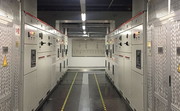 42U标准服务器机柜有多大_机房数据中心