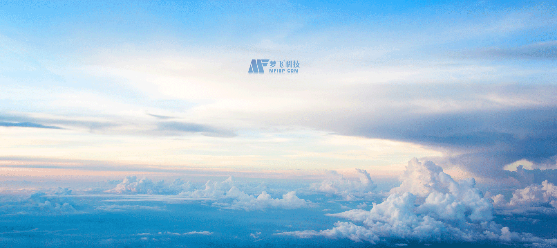 搭建小型博客网站需要用什么服务器？