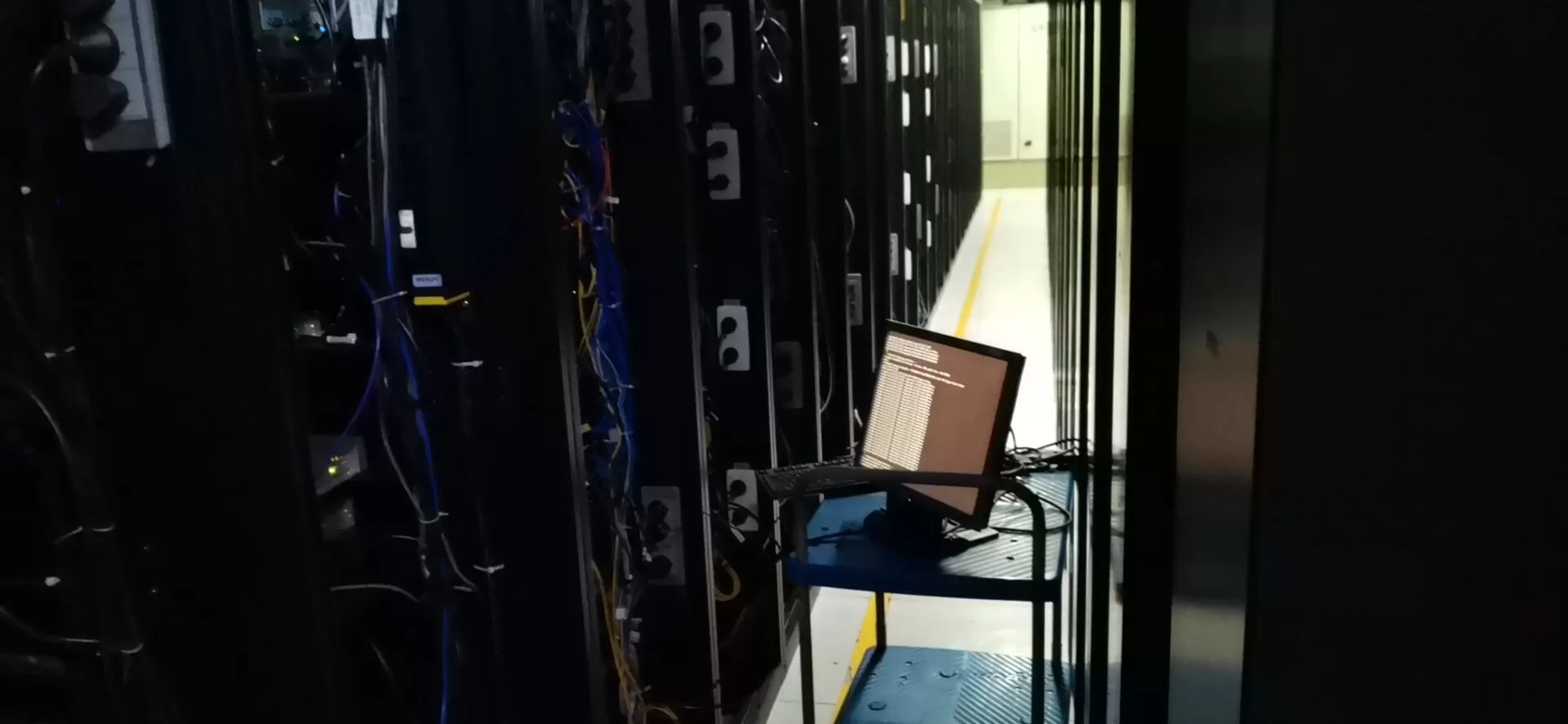 租用美国KT服务器选择大带宽有哪些优点?