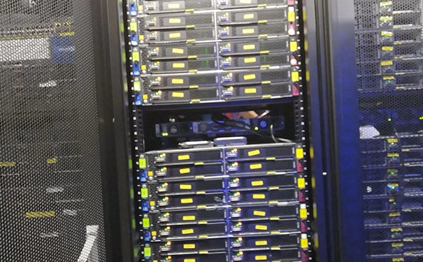 选择优质的美国RAK服务器租用看哪些方面?