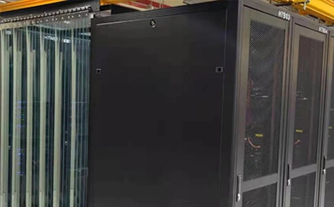 什么是网络托管？它有哪些类型？免费与付费的区别