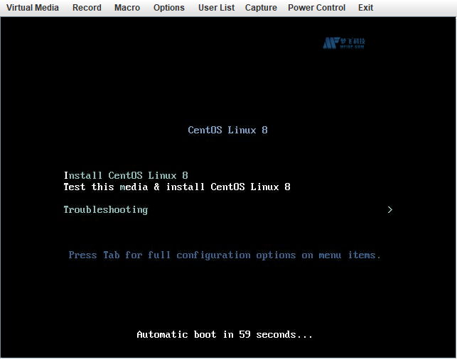 如何将自定义ISO加载到裸机服务器？