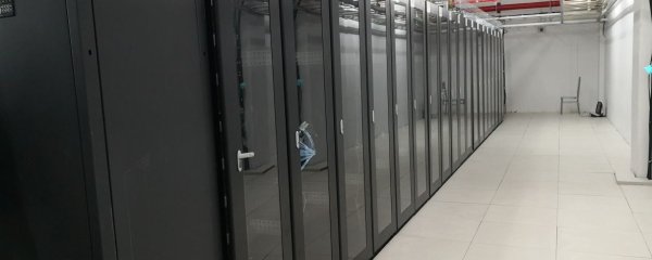 服务器机房推荐