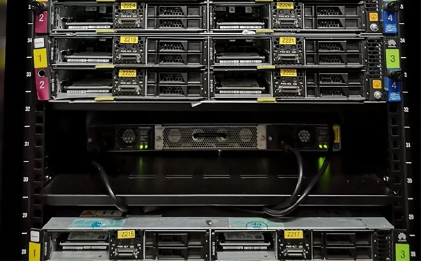 提升俄罗斯电商平台性能的关键：莫斯科服务器的高并发处理能力