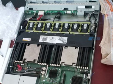 如何评估和检查托管服务器的磁盘空间？