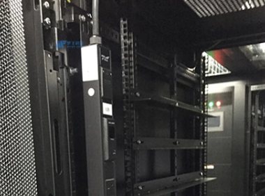 小型企业的4个最佳虚拟主机因素