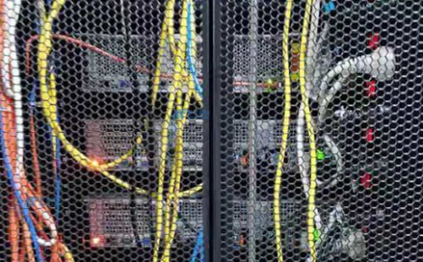 如何进行法国服务器的迁移和转移？有哪些常见的迁移方案？