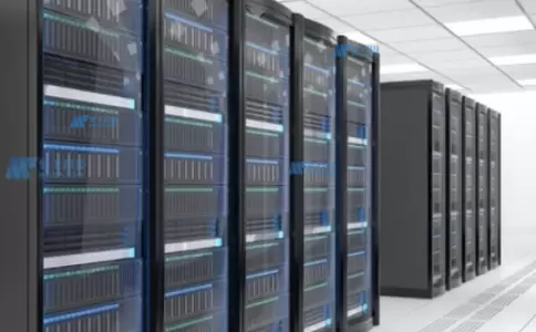 宝塔面板和cPanel哪个更好用？