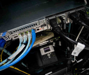 从IDC到云端：企业服务器迁移的路径与挑战