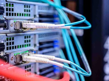 游戏服务器的网络质量对游戏体验有哪些影响