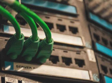 如何优化游戏服务器的网络质量